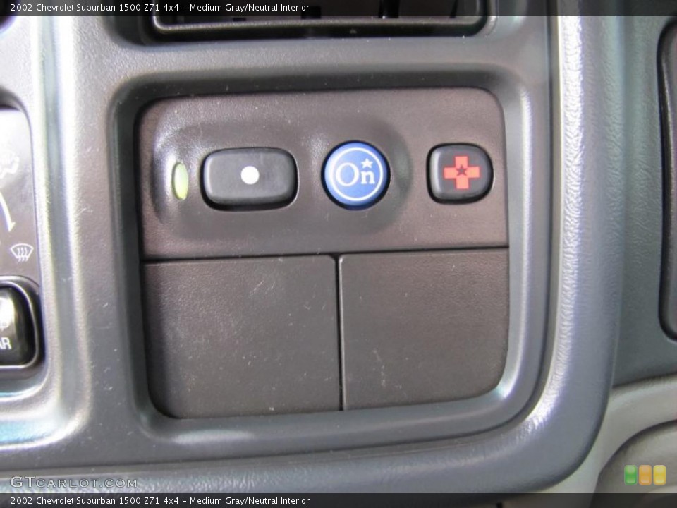 Medium Gray/Neutral Interior Controls for the 2002 Chevrolet Suburban 1500 Z71 4x4 #49059074