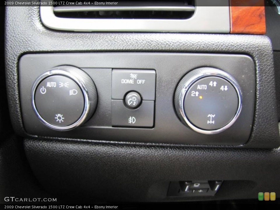 Ebony Interior Controls for the 2009 Chevrolet Silverado 1500 LTZ Crew Cab 4x4 #49059515