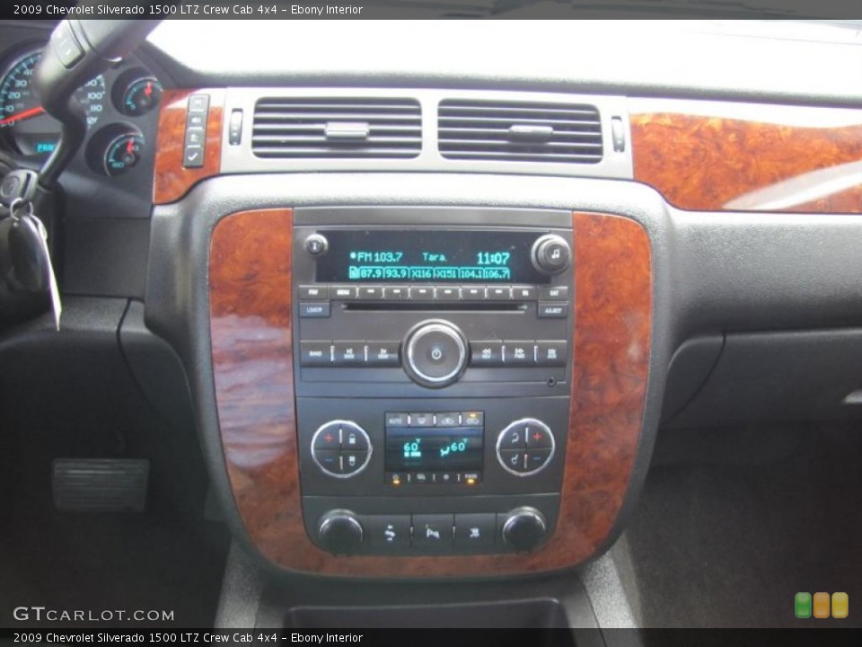 Ebony Interior Controls for the 2009 Chevrolet Silverado 1500 LTZ Crew Cab 4x4 #49059593