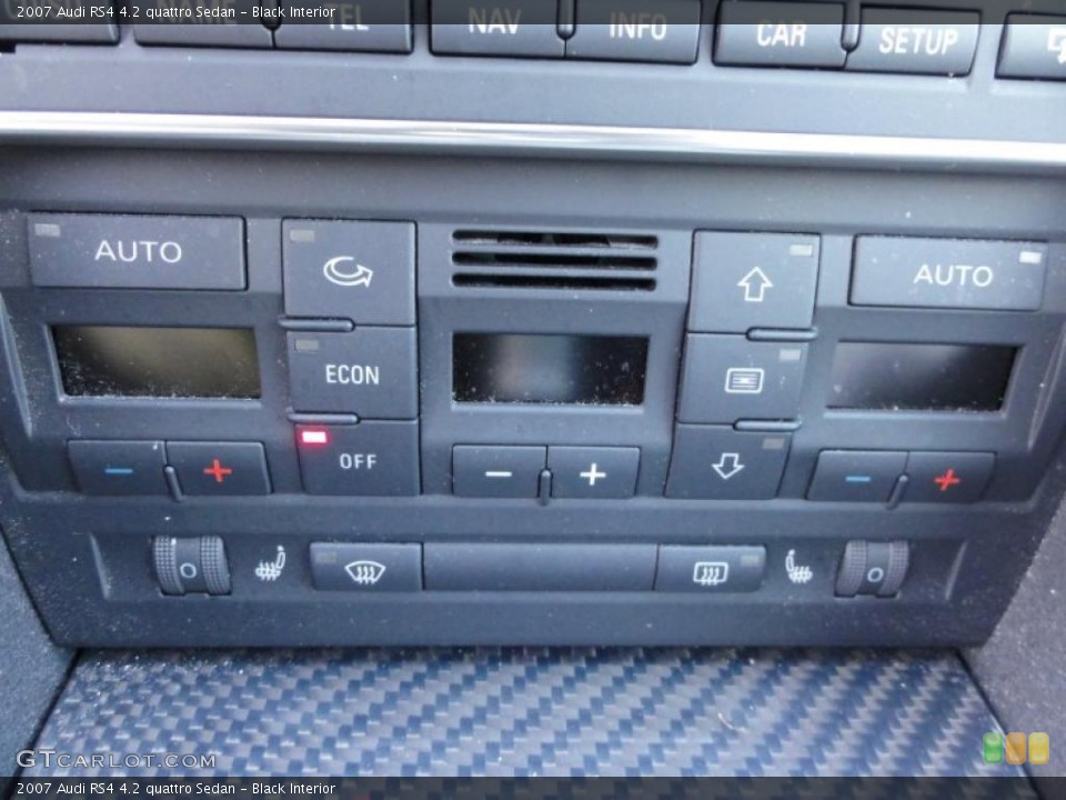 Black Interior Controls for the 2007 Audi RS4 4.2 quattro Sedan #49059662