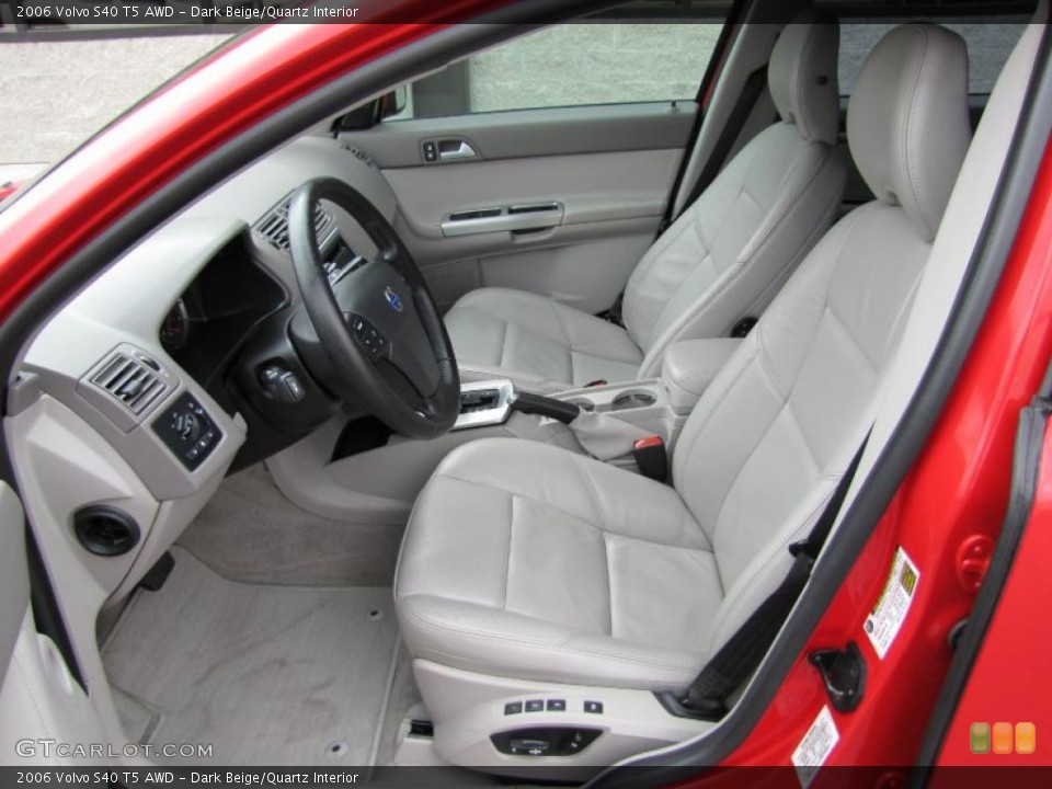 Dark Beige/Quartz Interior Photo for the 2006 Volvo S40 T5 AWD #49062107