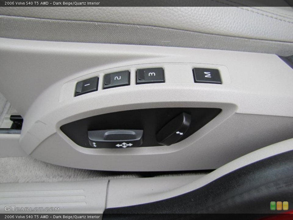 Dark Beige/Quartz Interior Controls for the 2006 Volvo S40 T5 AWD #49062200