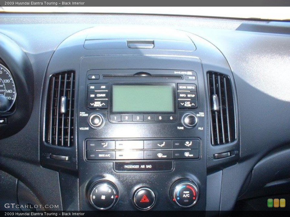 Black Interior Controls for the 2009 Hyundai Elantra Touring #49063184