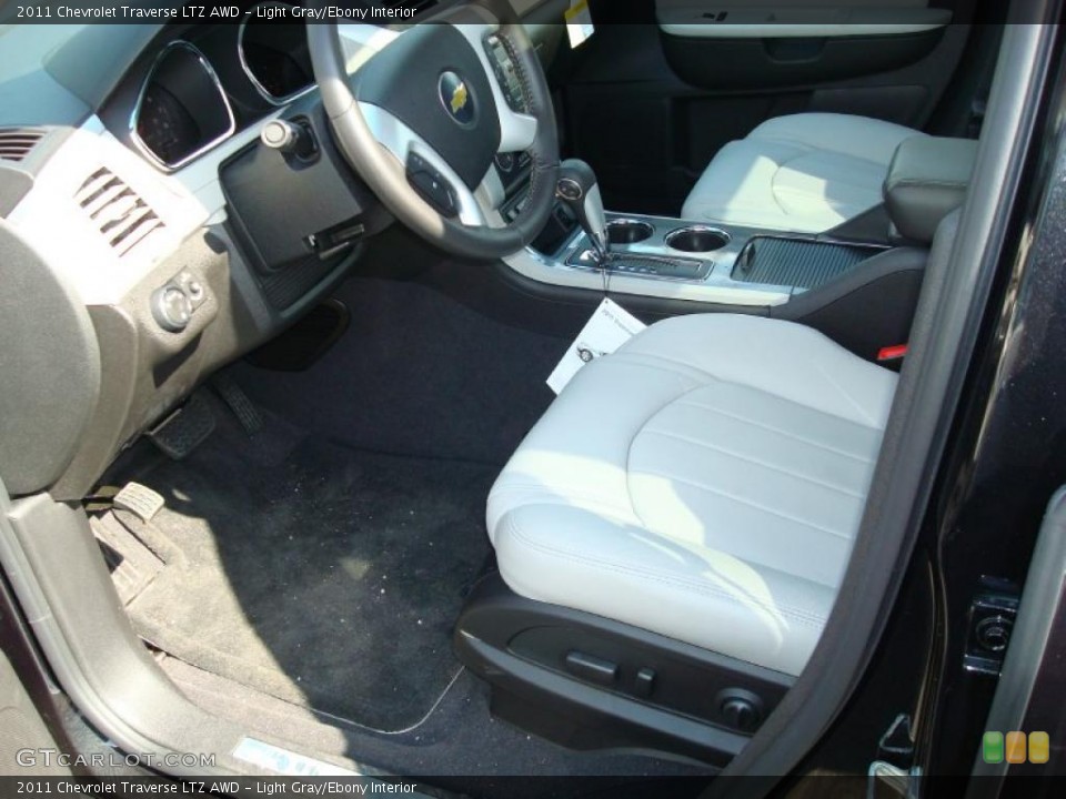 Light Gray/Ebony Interior Photo for the 2011 Chevrolet Traverse LTZ AWD #49066139