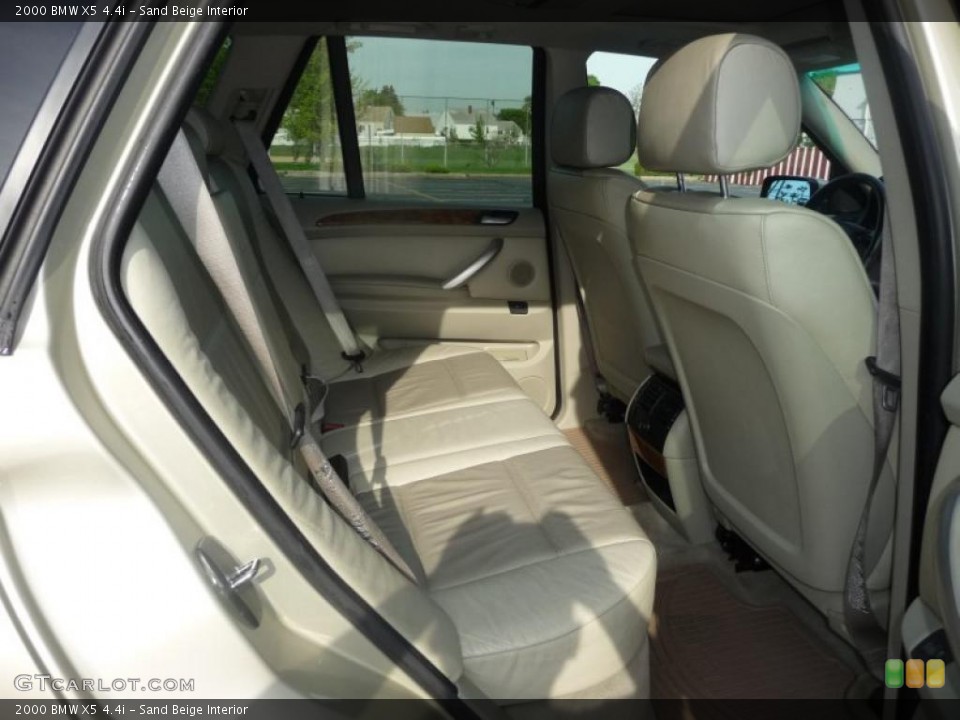 Sand Beige Interior Photo for the 2000 BMW X5 4.4i #49075934