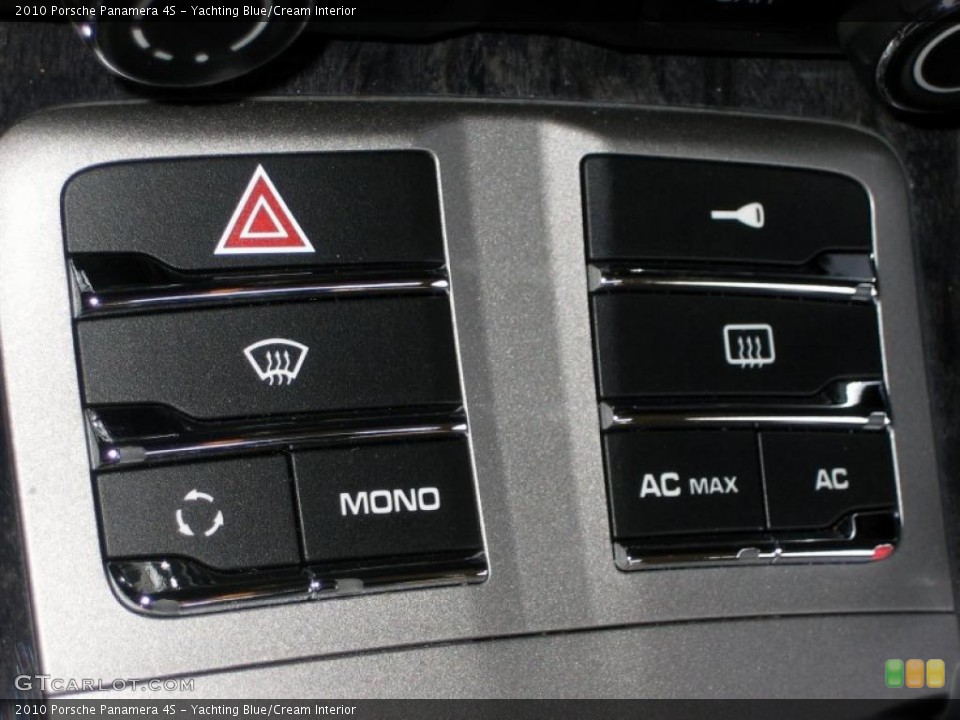 Yachting Blue/Cream Interior Controls for the 2010 Porsche Panamera 4S #49077737