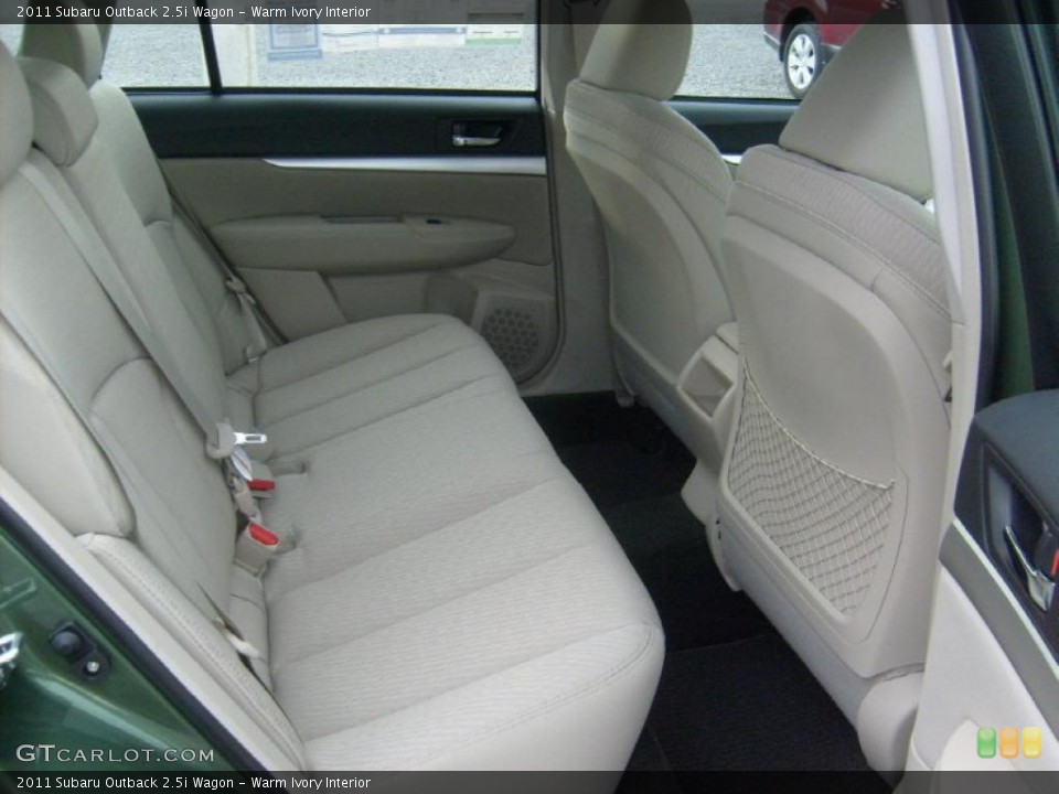 Warm Ivory Interior Photo for the 2011 Subaru Outback 2.5i Wagon #49079000