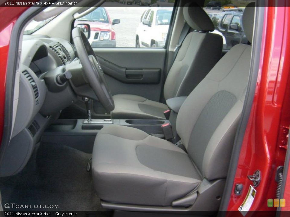 Gray Interior Photo for the 2011 Nissan Xterra X 4x4 #49081499