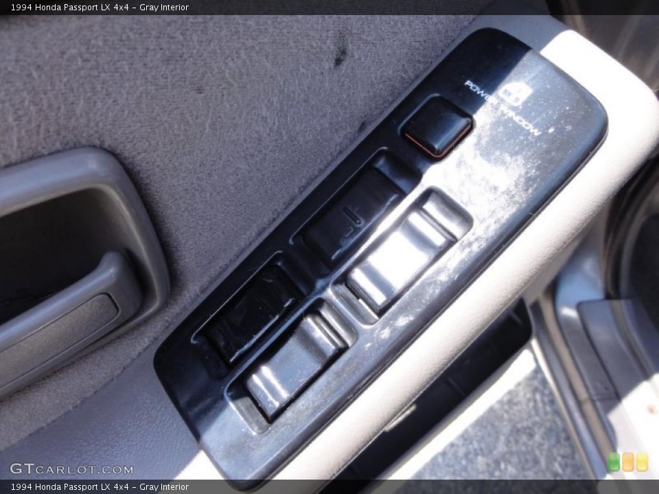Gray Interior Controls for the 1994 Honda Passport LX 4x4 #49087226