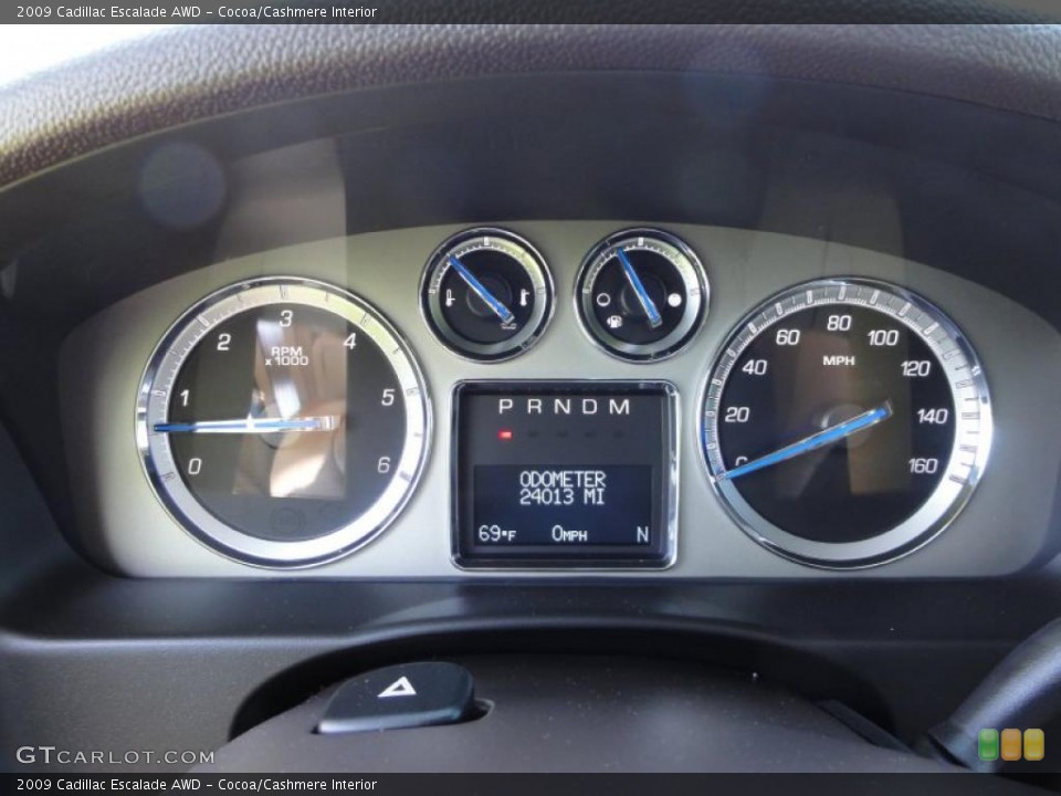 Cocoa/Cashmere Interior Gauges for the 2009 Cadillac Escalade AWD #49088607