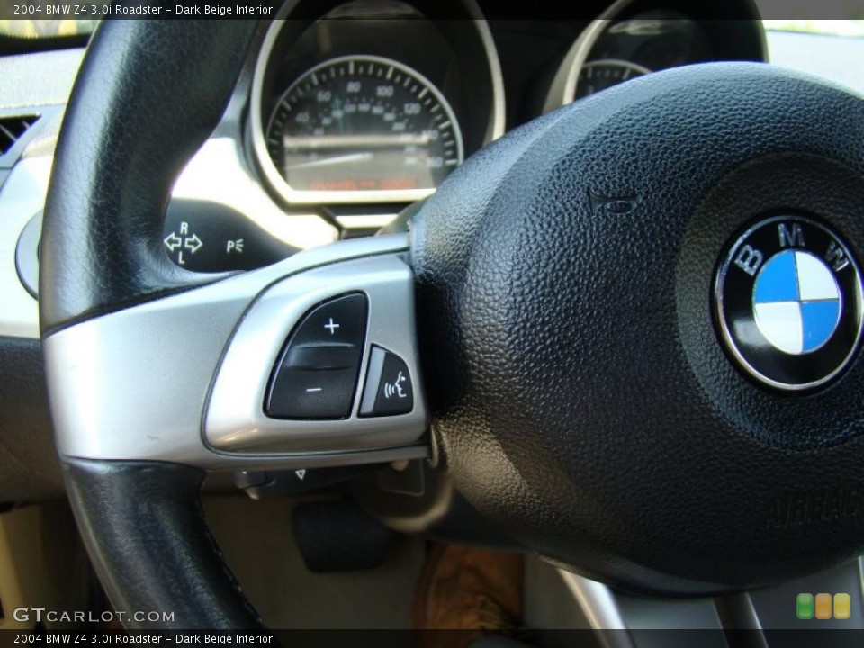 Dark Beige Interior Controls for the 2004 BMW Z4 3.0i Roadster #49094183
