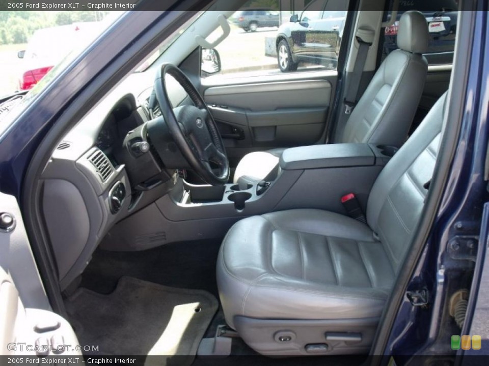 Graphite Interior Photo for the 2005 Ford Explorer XLT #49101683