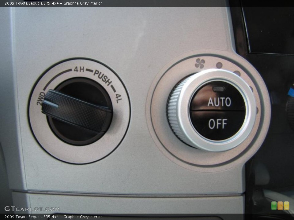 Graphite Gray Interior Controls for the 2009 Toyota Sequoia SR5 4x4 #49102967