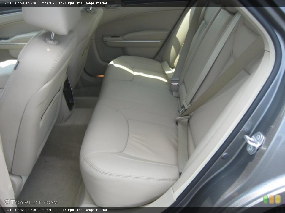 Black/Light Frost Beige Interior Photo for the 2011 Chrysler 300 Limited #49104449