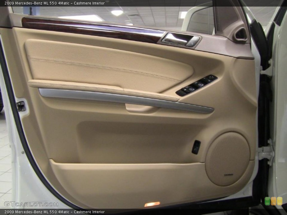 Cashmere Interior Door Panel for the 2009 Mercedes-Benz ML 550 4Matic #49108097