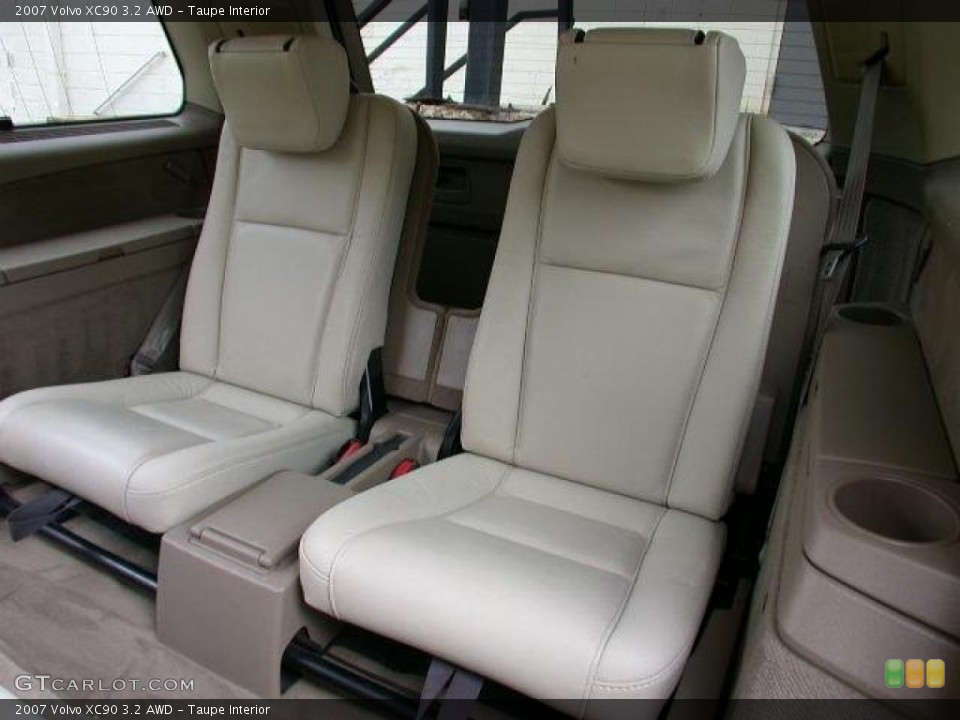 Taupe Interior Photo for the 2007 Volvo XC90 3.2 AWD #49113812