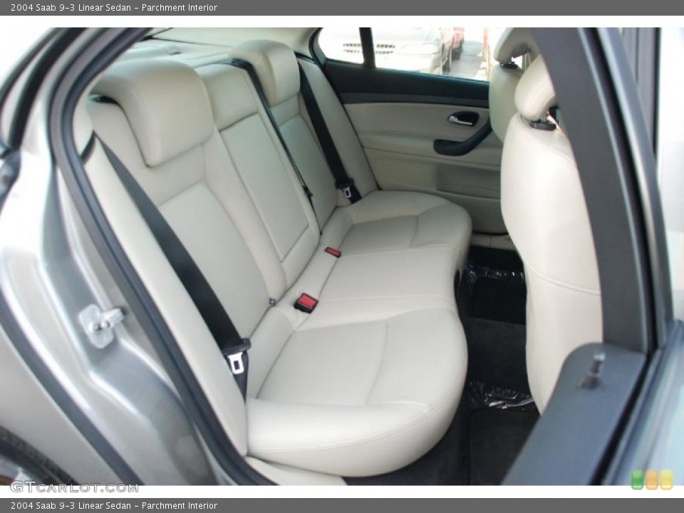 Parchment Interior Photo for the 2004 Saab 9-3 Linear Sedan #49122128