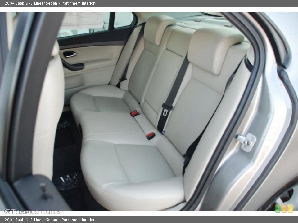 Parchment Interior Photo for the 2004 Saab 9-3 Linear Sedan #49122143