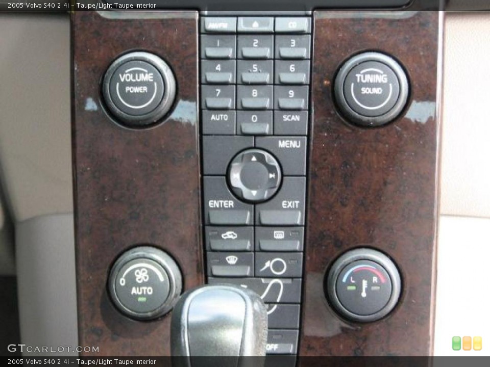 Taupe/Light Taupe Interior Controls for the 2005 Volvo S40 2.4i #49127507