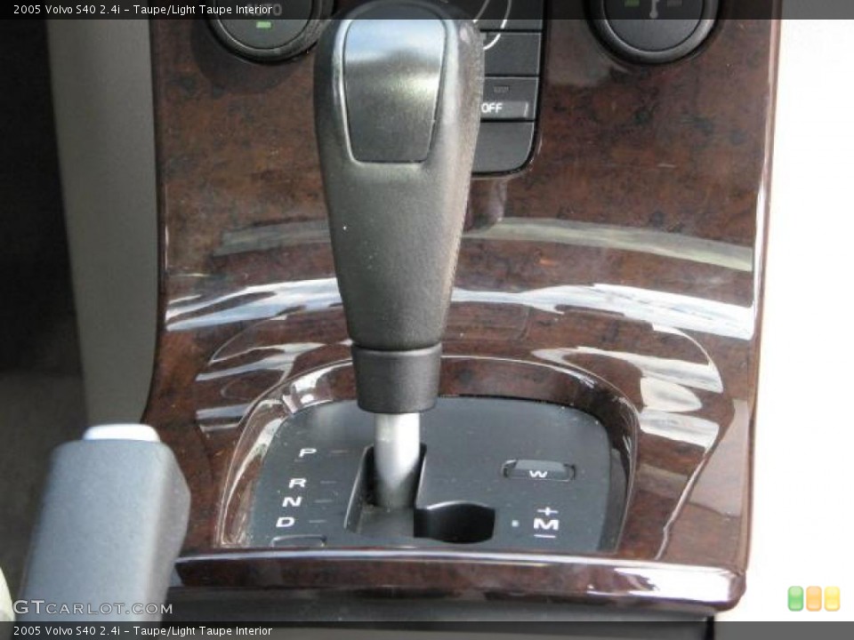 Taupe/Light Taupe Interior Transmission for the 2005 Volvo S40 2.4i #49127519