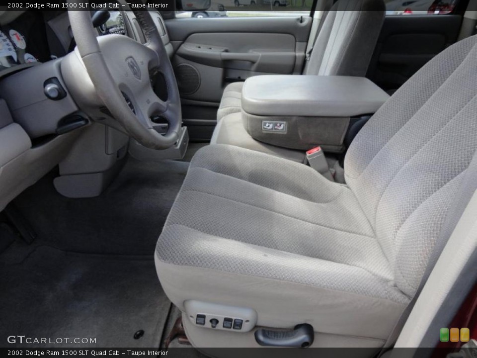 Taupe Interior Photo for the 2002 Dodge Ram 1500 SLT Quad Cab #49128389
