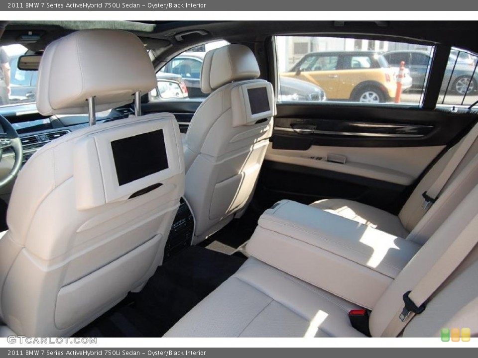 Oyster/Black Interior Photo for the 2011 BMW 7 Series ActiveHybrid 750Li Sedan #49133501