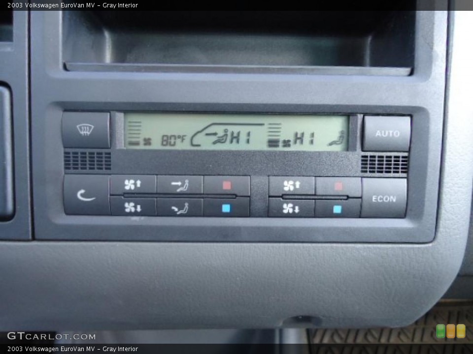 Gray Interior Controls for the 2003 Volkswagen EuroVan MV #49134563