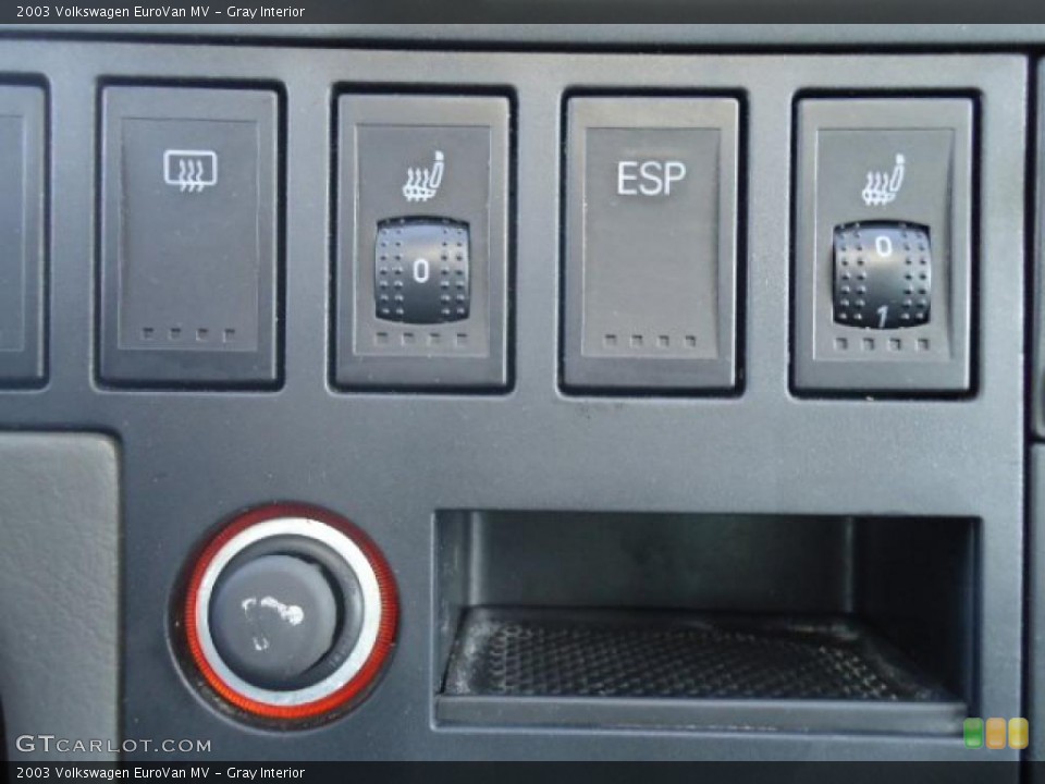Gray Interior Controls for the 2003 Volkswagen EuroVan MV #49134575
