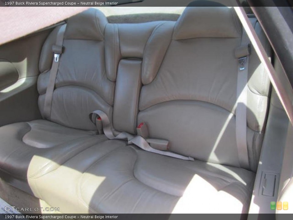 Neutral Beige Interior Photo for the 1997 Buick Riviera Supercharged Coupe #49149353