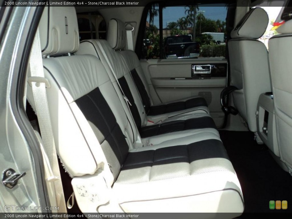 Stone/Charcoal Black Interior Photo for the 2008 Lincoln Navigator L Limited Edition 4x4 #49153814