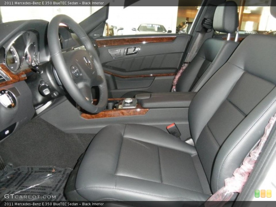 Black Interior Photo for the 2011 Mercedes-Benz E 350 BlueTEC Sedan #49156904
