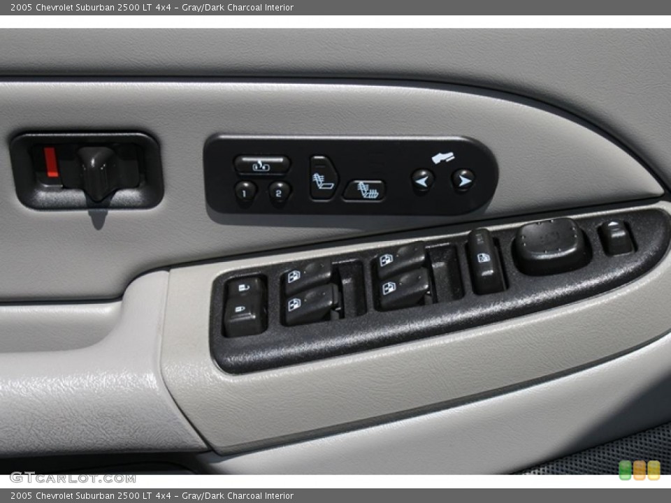 Gray/Dark Charcoal Interior Controls for the 2005 Chevrolet Suburban 2500 LT 4x4 #49159217