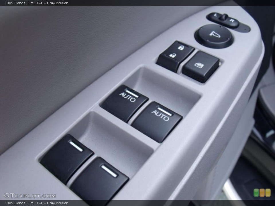 Gray Interior Controls for the 2009 Honda Pilot EX-L #49163783