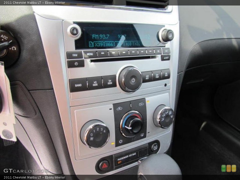 Ebony Interior Controls for the 2011 Chevrolet Malibu LT #49168010