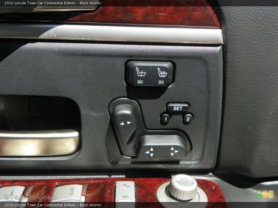 Black Interior Controls for the 2010 Lincoln Town Car Continental Edition #49174601