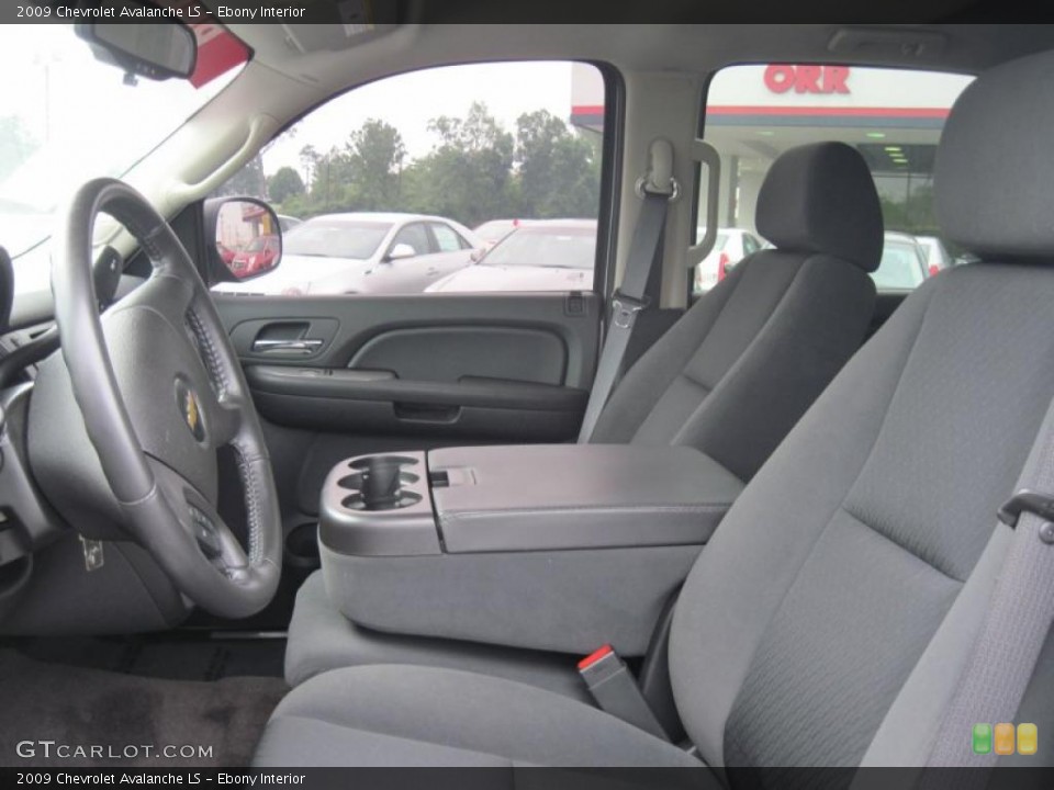 Ebony Interior Photo for the 2009 Chevrolet Avalanche LS #49176161