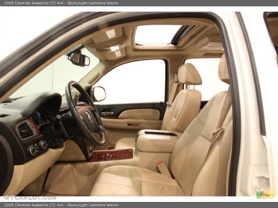 Ebony/Light Cashmere Interior Photo for the 2008 Chevrolet Avalanche LTZ 4x4 #49179392