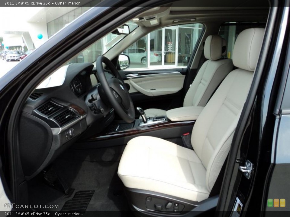 Oyster Interior Photo for the 2011 BMW X5 xDrive 35d #49181978