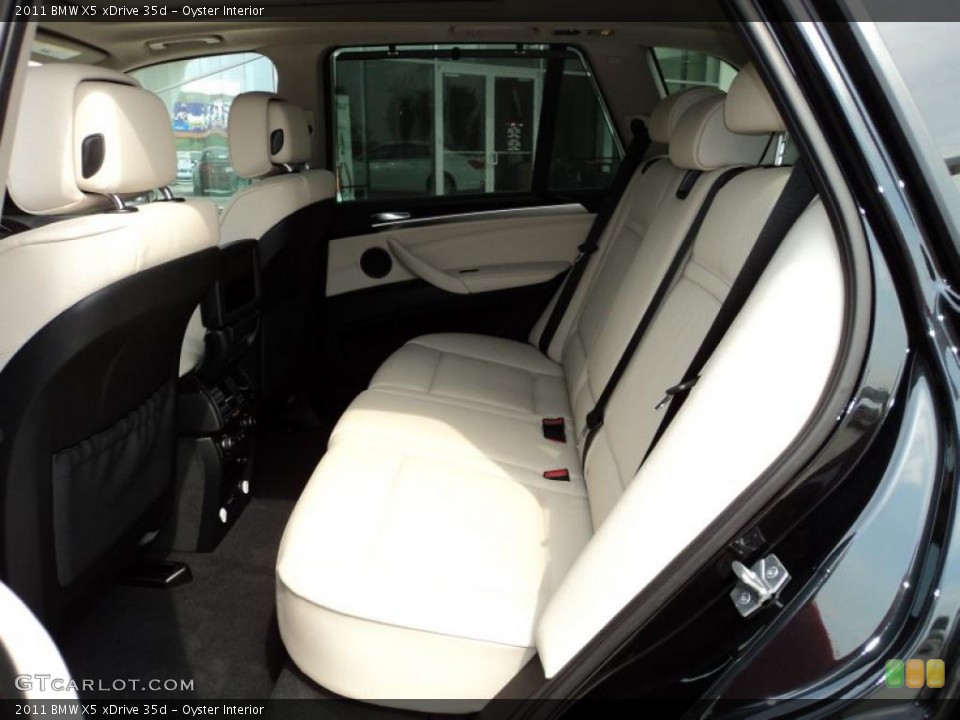 Oyster Interior Photo for the 2011 BMW X5 xDrive 35d #49181993