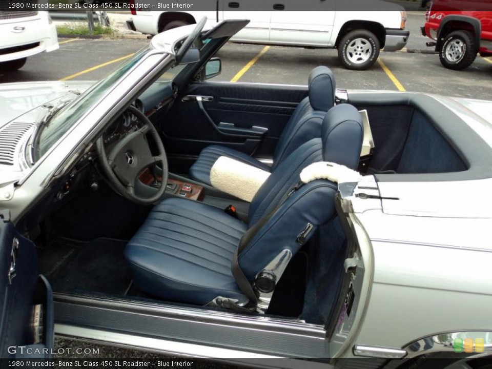 Blue Interior Photo for the 1980 Mercedes-Benz SL Class 450 SL Roadster #49182713