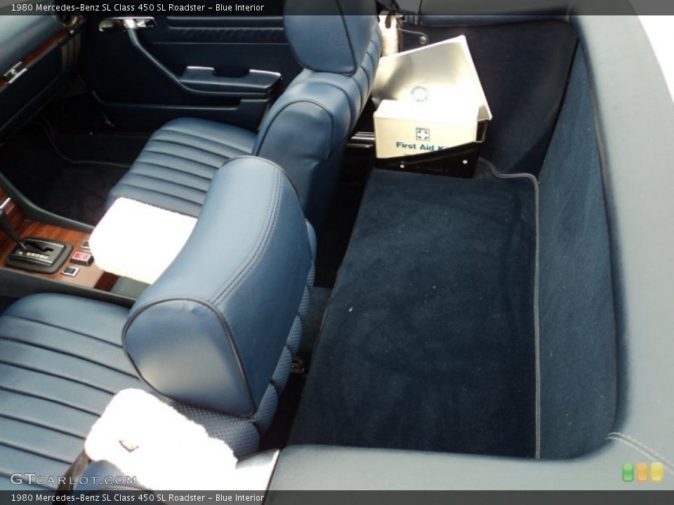 Blue Interior Photo for the 1980 Mercedes-Benz SL Class 450 SL Roadster #49182848