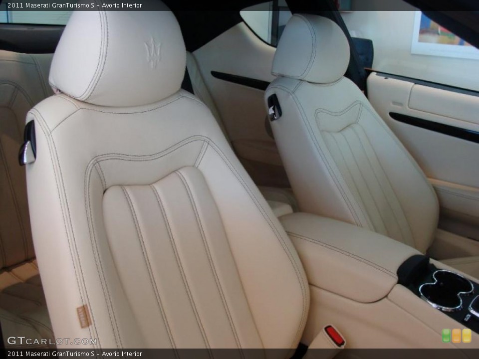 Avorio Interior Photo for the 2011 Maserati GranTurismo S #49183097