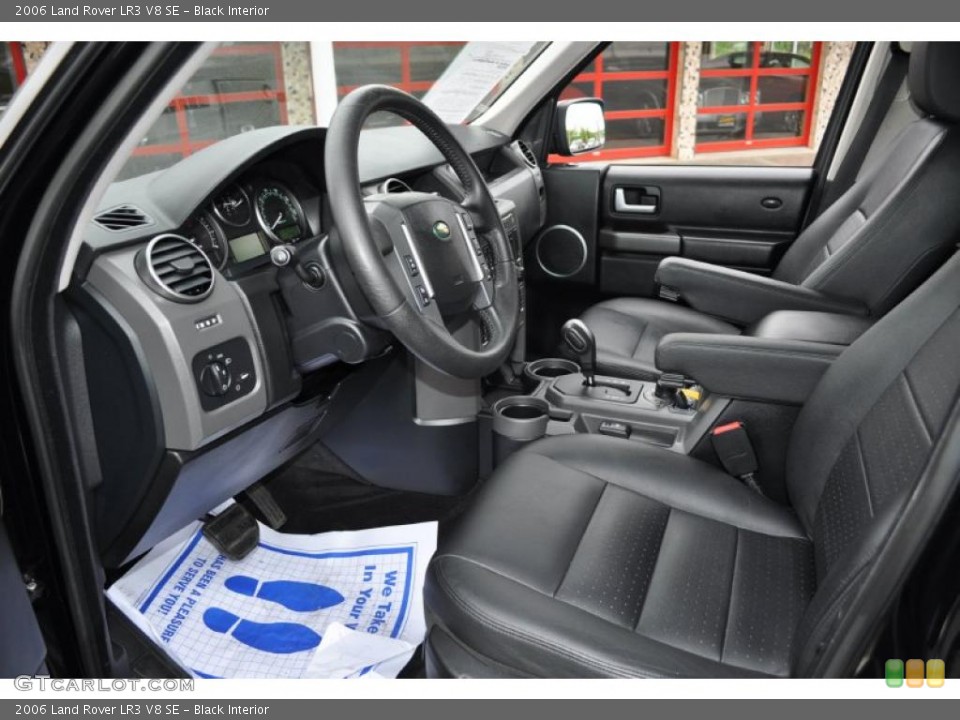 Black Interior Photo for the 2006 Land Rover LR3 V8 SE #49205159