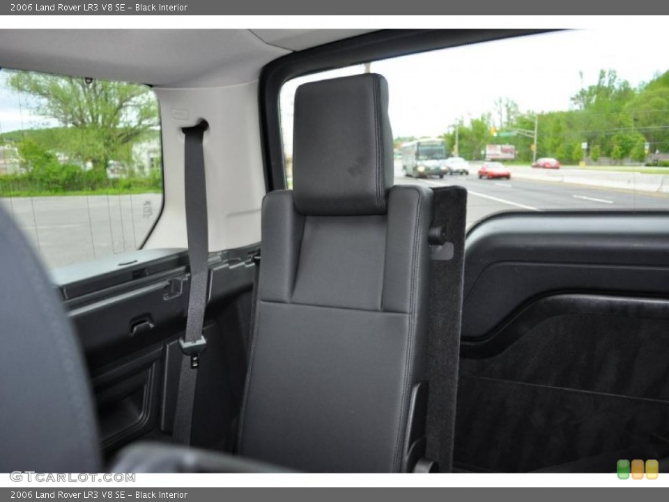 Black Interior Photo for the 2006 Land Rover LR3 V8 SE #49205189
