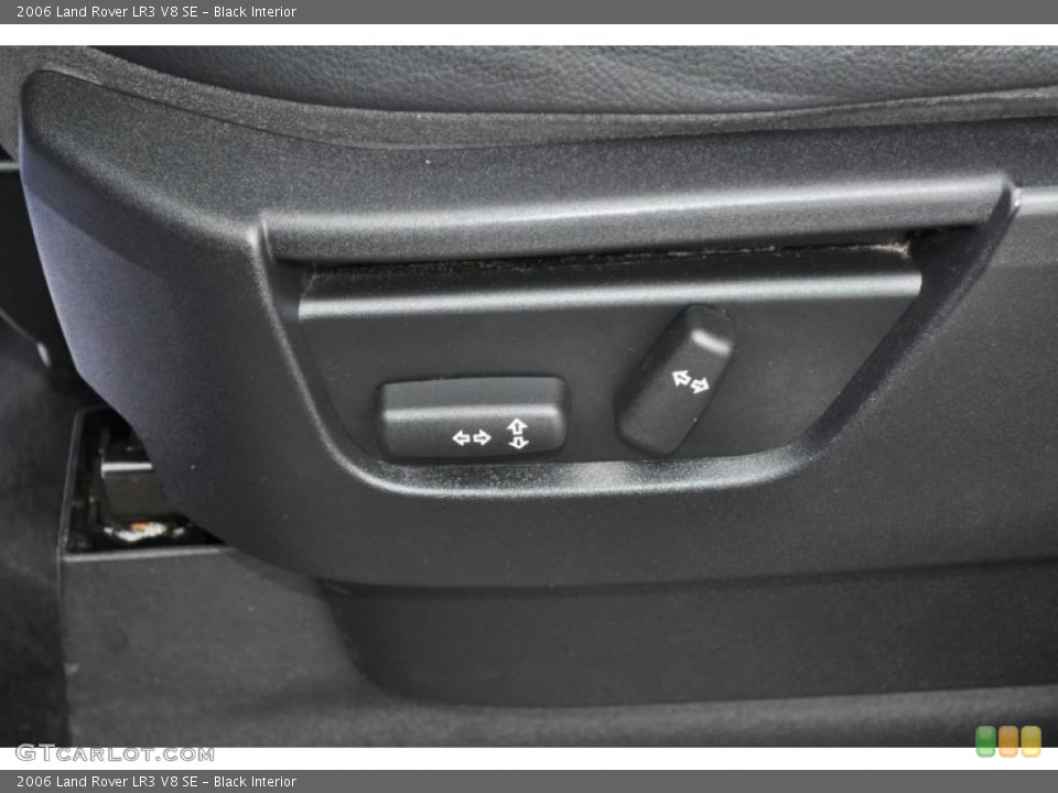 Black Interior Controls for the 2006 Land Rover LR3 V8 SE #49205363