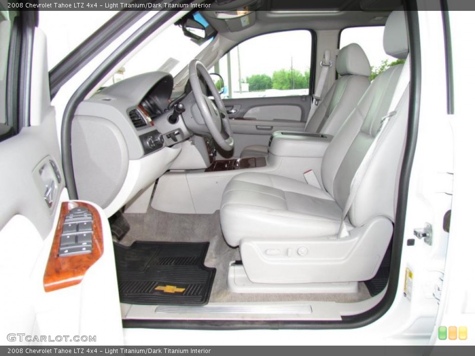 Light Titanium/Dark Titanium Interior Photo for the 2008 Chevrolet Tahoe LTZ 4x4 #49207337