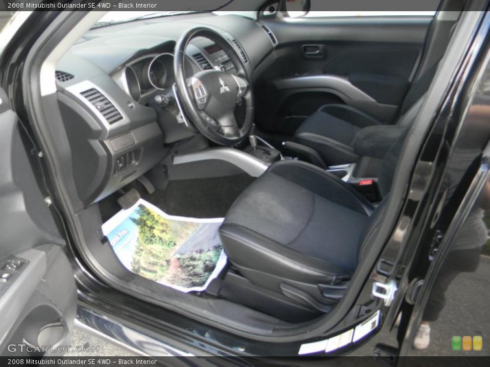 Black Interior Photo for the 2008 Mitsubishi Outlander SE 4WD #49208261