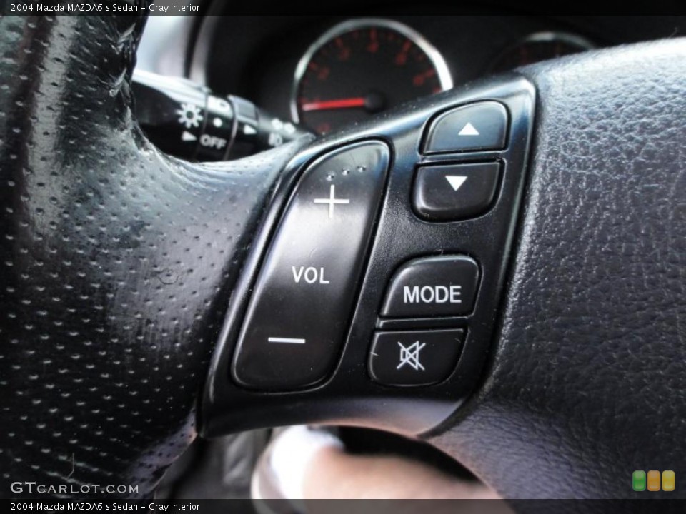 Gray Interior Controls for the 2004 Mazda MAZDA6 s Sedan #49212845