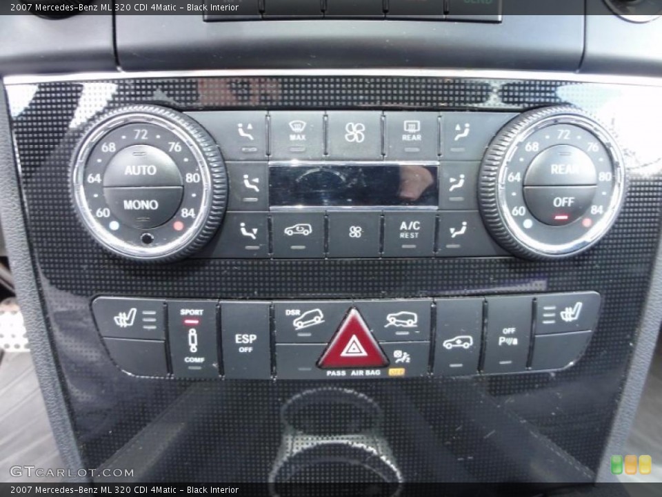 Black Interior Controls for the 2007 Mercedes-Benz ML 320 CDI 4Matic #49214387