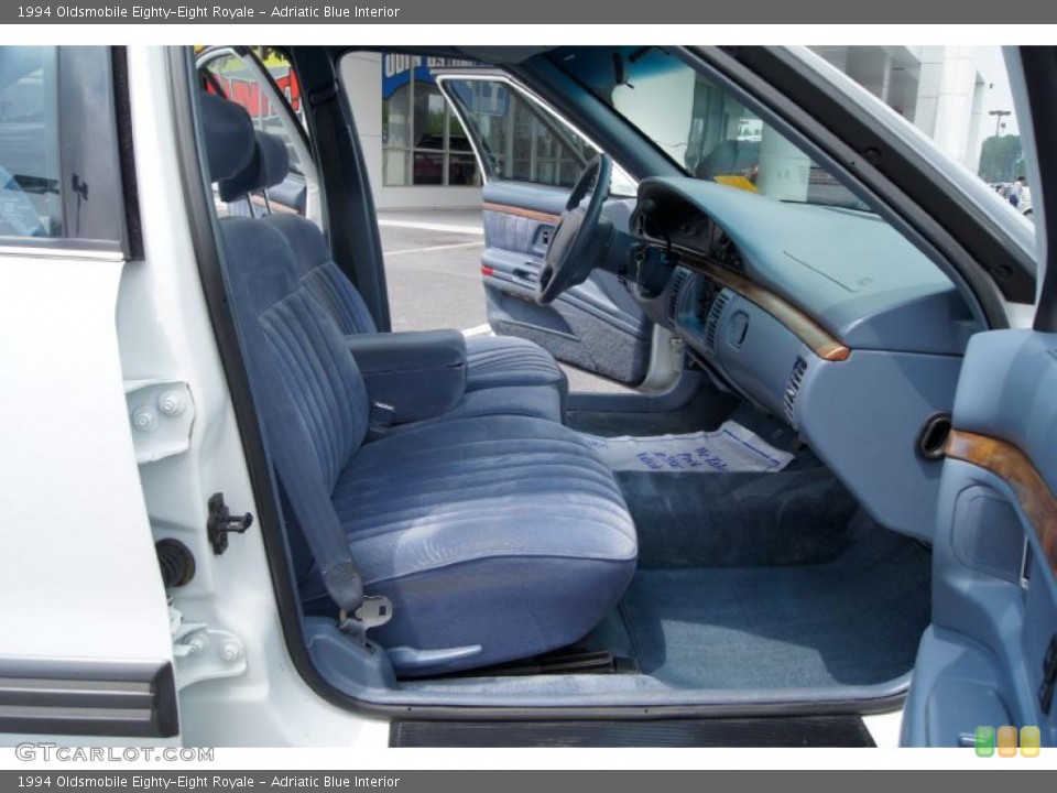 Adriatic Blue Interior Photo for the 1994 Oldsmobile Eighty-Eight Royale #49215134